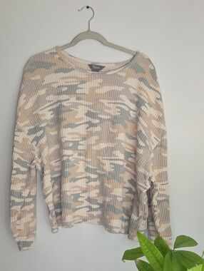 Naturals Camo Crewneck Sweater Size XL